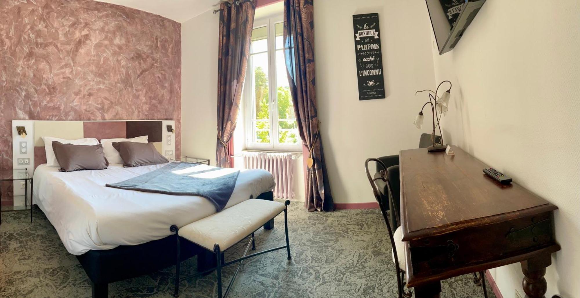Hotel Gambetta Lons-le-Saunier Kültér fotó